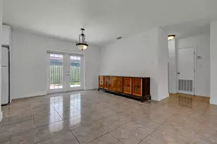 2100 N 57th Ave, Hollywood, FL 33021 - Photo 13