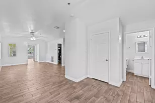 56 W 12th St, Riviera Beach, FL 33404 - Photo 15