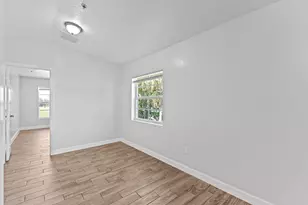 56 W 12th St, Riviera Beach, FL 33404 - Photo 29