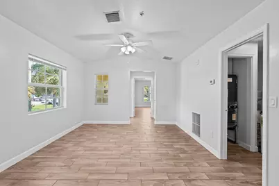 56 W 12th Street #C, Riviera Beach, FL 33404 - Photo 17