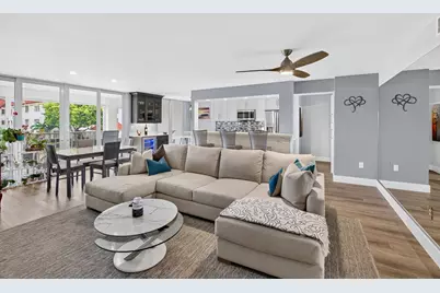 104 Half Moon Circle #D2, Hypoluxo, FL 33462 - Photo 9