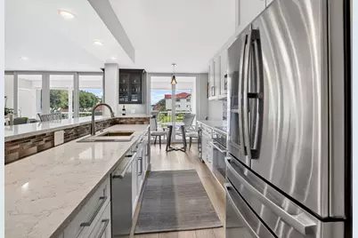 104 Half Moon Circle #D2, Hypoluxo, FL 33462 - Photo 13