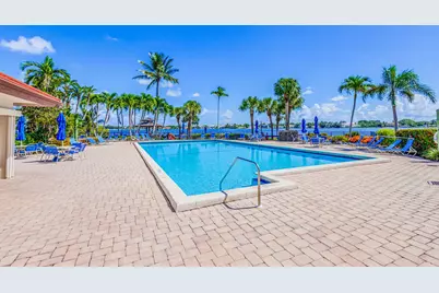 104 Half Moon Circle #D2, Hypoluxo, FL 33462 - Photo 49