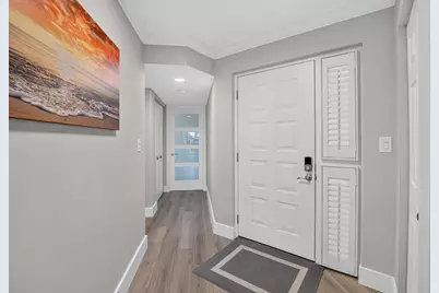 104 Half Moon Circle #D2, Hypoluxo, FL 33462 - Photo 5