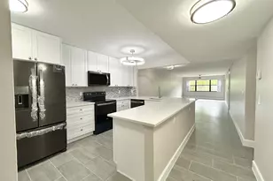 7681 Tahiti Ln, Lake Worth, FL 33467 - Photo 7