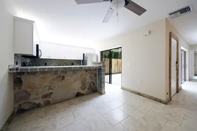 1700 Embassy Drive #Apt 402, West Palm Beach, FL 33401 - Photo 11