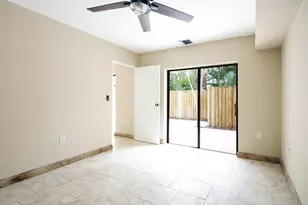 1700 Embassy Dr, West Palm Beach, FL 33401 - Photo 9