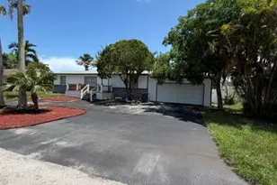 3040 Tropical Trail, Lake Worth, FL 33462 - Photo 3