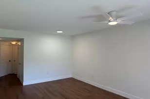 1095 Golden Lakes Blvd, West Palm Beach, FL 33411 - Photo 9