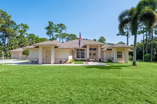 16835 69th St N, The Acreage, FL 33470 - Photo 3