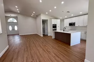326 NW 47th Terrace, Deerfield Beach, FL 33442 - Photo 3