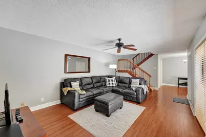 714 NW 98th Circle, Plantation, FL 33324 - Photo 9