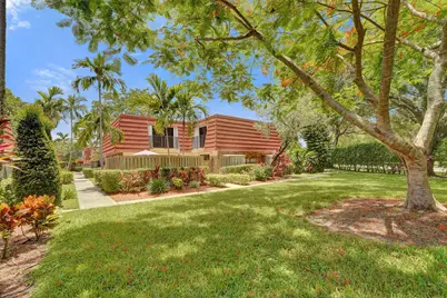 714 NW 98th Circle, Plantation, FL 33324 - Photo 1