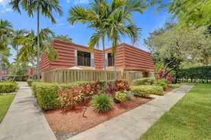 714 NW 98th Cir, Plantation, FL 33324 - Photo 33