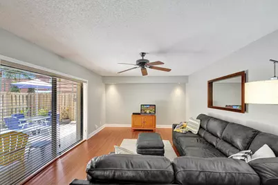 714 NW 98th Circle, Plantation, FL 33324 - Photo 7