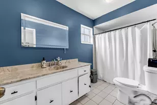 8880 NW 7th St, Pembroke Pines, FL 33024 - Photo 29