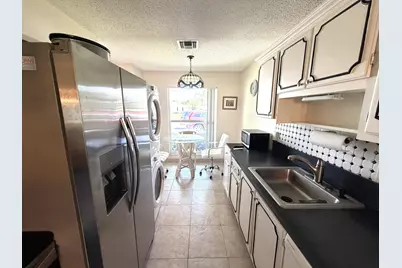 2541 Red Hibiscus Boulevard #31-B, Delray Beach, FL 33445 - Photo 9