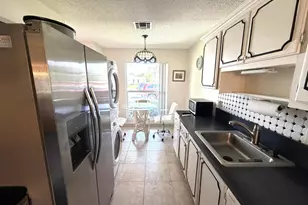 2541 Red Hibiscus Blvd, Delray Beach, FL 33445 - Photo 9
