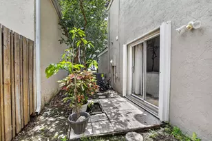 1131 NW 108th Ave, Plantation, FL 33322 - Photo 51