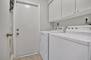 1131 NW 108th Ave, Plantation, FL 33322 - Photo 45