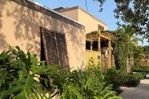 1041 NW 124th Ave, Pembroke Pines, FL 33026 - Photo 19