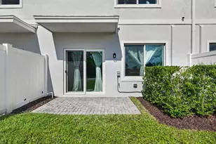 608 NE Waters Edge Ln, Port Saint Lucie, FL 34983 - Photo 37