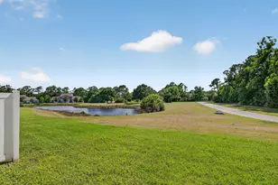 608 NE Waters Edge Ln, Port Saint Lucie, FL 34983 - Photo 35