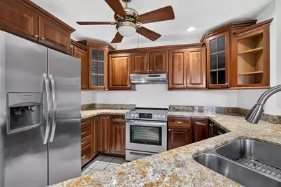 10940 Stafford Circle S, Boynton Beach, FL 33436 - Photo 23