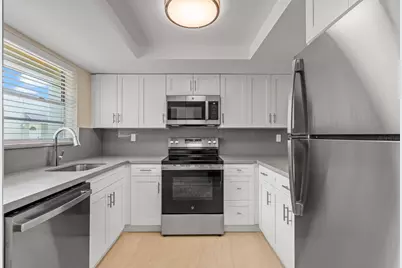 11099 NW 7th Street, Miami, FL 33172 - Photo 15