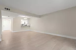 11099 NW 7th St, Miami, FL 33172 - Photo 11