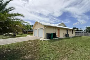 937 SW South Globe Ave, Port Saint Lucie, FL 34953 - Photo 5