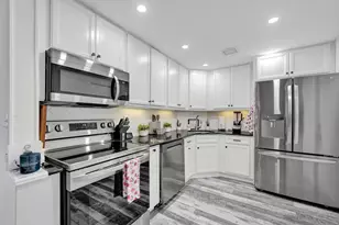 1930 NE 2nd Ave, Wilton Manors, FL 33305 - Photo 7