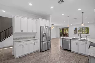 15600 Italian Cypress Wy, Wellington, FL 33414 - Photo 17