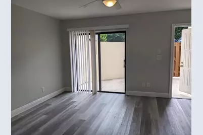 633 Executive Center Drive #L104, West Palm Beach, FL 33401 - Photo 5