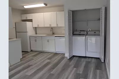 633 Executive Center Drive #L104, West Palm Beach, FL 33401 - Photo 3