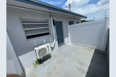 215 SW 16th #4, Fort Lauderdale, FL 33315 - Photo 5