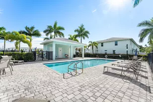 329 SE Halifax Ln, Stuart, FL 34994 - Photo 31