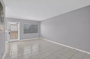 4022 Hythe B, Boca Raton, FL 33434 - Photo 11