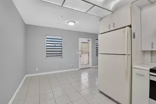 4022 Hythe B, Boca Raton, FL 33434 - Photo 15