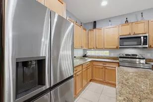 6906 Aliso Ave, West Palm Beach, FL 33413 - Photo 3