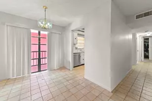 22 Golfs Edge D, West Palm Beach, FL 33417 - Photo 7