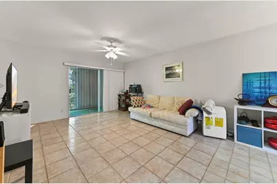 22 Golfs Edge D, West Palm Beach, FL 33417 - Photo 5