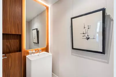 220 SE Mizner Boulevard #424, Boca Raton, FL 33432 - Photo 9