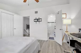 2841 NE 15th St, Pompano Beach, FL 33062 - Photo 21