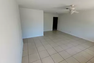 217 Reo Dr, Jupiter, FL 33458 - Photo 11
