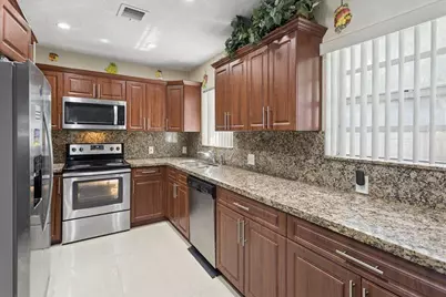1313 NW 13th Court, Fort Lauderdale, FL 33311 - Photo 15