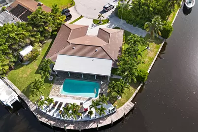 981 SE 10th Court, Pompano Beach, FL 33060 - Photo 37