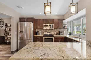 981 SE 10th Ct, Pompano Beach, FL 33060 - Photo 9