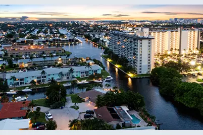 981 SE 10th Court, Pompano Beach, FL 33060 - Photo 45