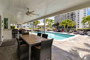 981 SE 10th Ct, Pompano Beach, FL 33060 - Photo 27